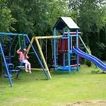 Lesny Dworek Farm stay *