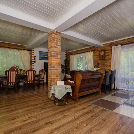 Lesny Dworek 达尔沃沃